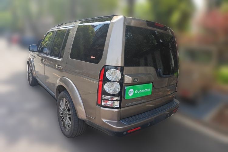Used Land Rover Discovery 2014 3.0 SDV6 HSE Diesel Edition Rear Left 45 Deg