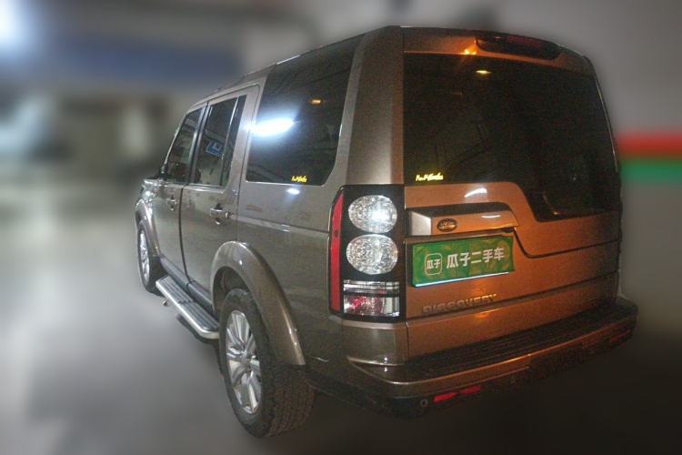 Used Land Rover Discovery 2014 3.0 SDV6 HSE Diesel Edition Rear Left 45 Deg