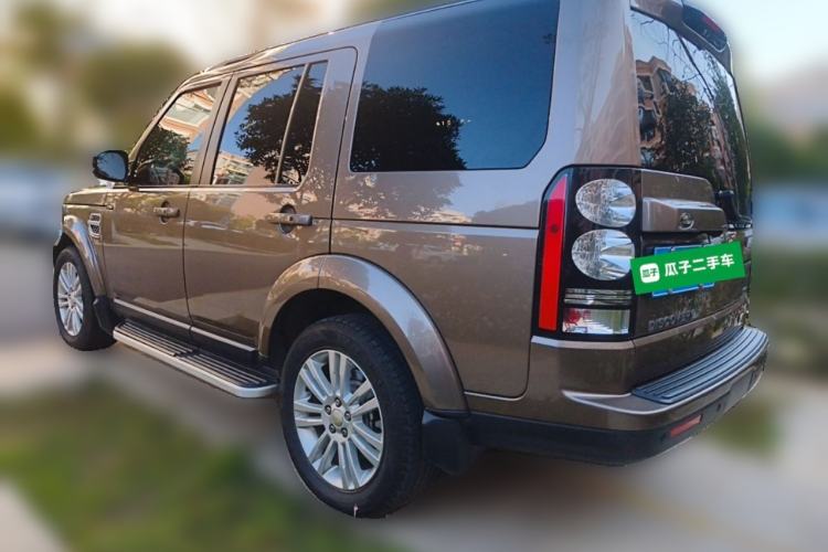Used Land Rover Discovery 2014 3.0 SC V6 HSE Rear Left 45 Deg