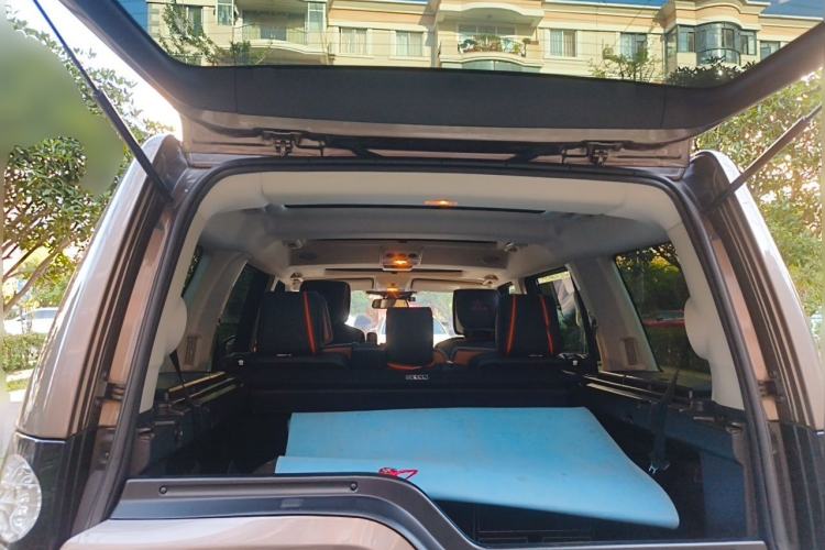 Used Land Rover Discovery 2014 3.0 SC V6 HSE Trunk