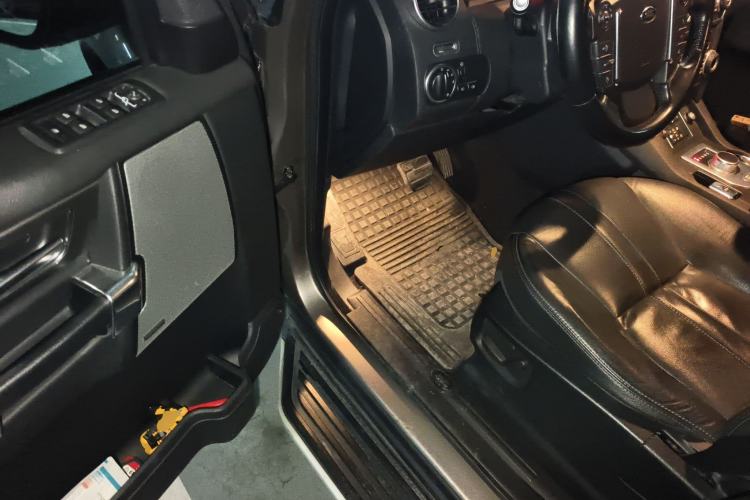 Used Land Rover Discovery 2014 3.0 SC V6 SE Driver Seat