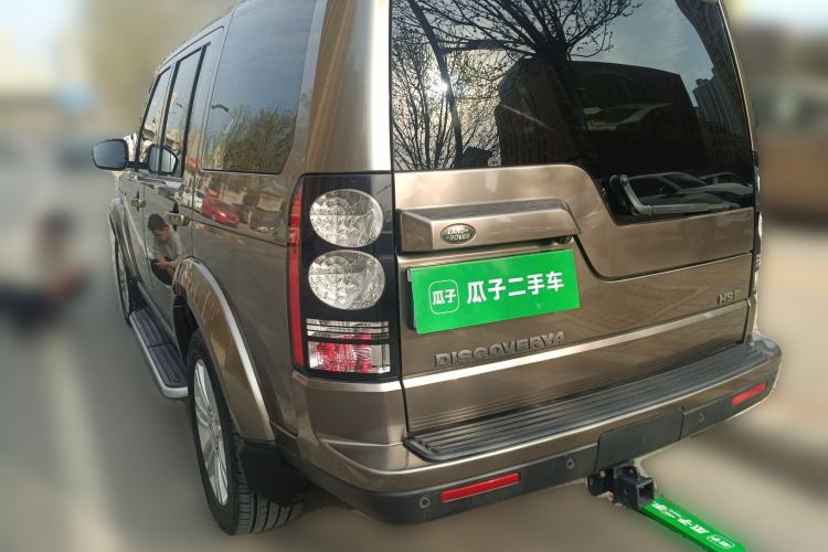 Used Land Rover Discovery 2014 3.0 SDV6 HSE Diesel Edition Rear Left 45 Deg