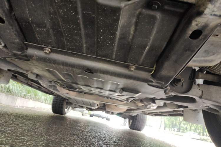 Used Land Rover Discovery 2014 3.0 SC V6 HSE Chassis Front