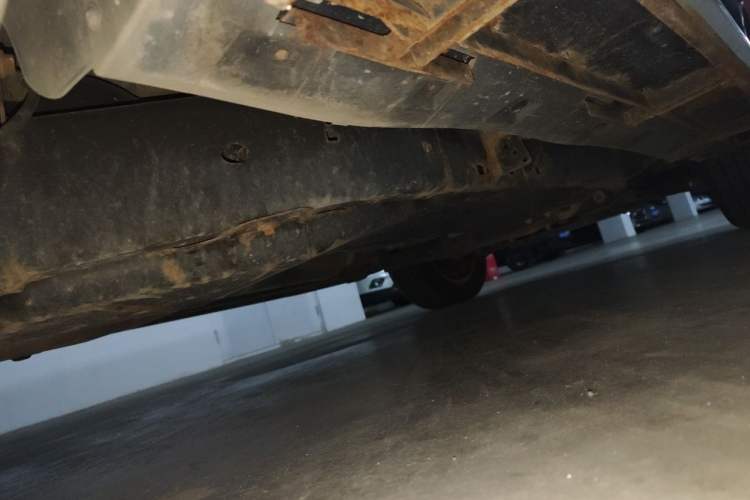 Used Land Rover Discovery 2014 3.0 SC V6 HSE Chassis Rear Right
