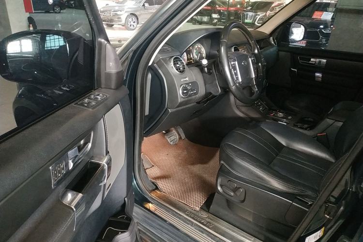Used Land Rover Discovery 2014 3.0 SC V6 SE Driver Seat