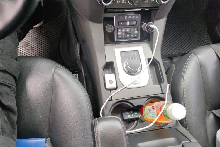 Used Land Rover Discovery 2014 3.0 SC V6 XXV Edition Gear Lever