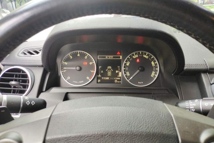 Used Land Rover Discovery 2014 3.0 SC V6 HSE Instrument Cluster