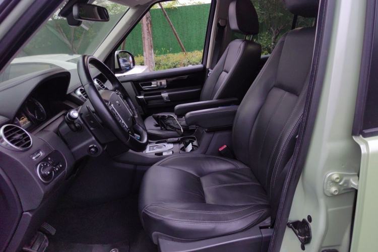Used Land Rover Discovery 2014 3.0 SC V6 HSE Luxury Left Front Seat