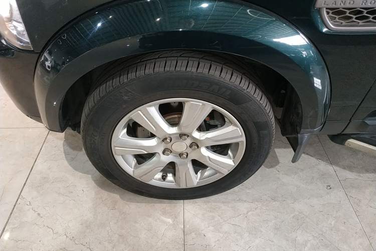 Used Land Rover Discovery 2014 3.0 SC V6 SE Left Front Wheel Hub