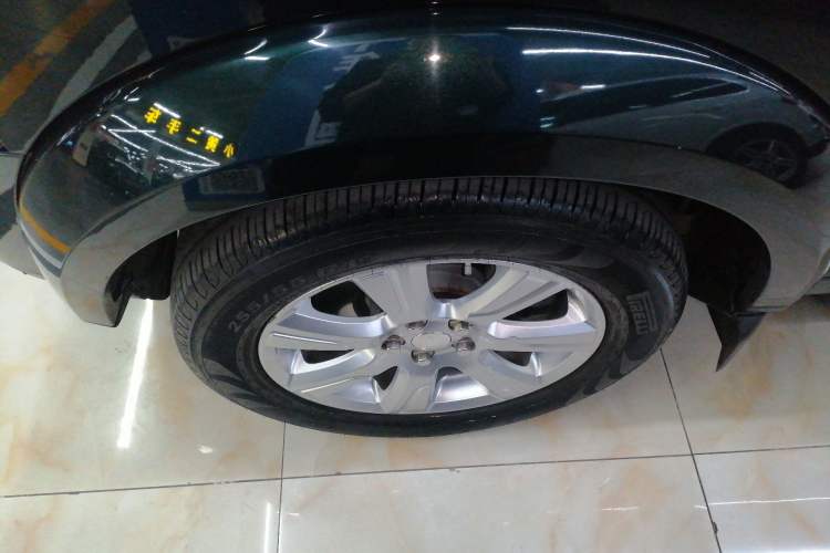 Used Land Rover Discovery 2014 3.0 SC V6 SE Left Front Wheel Hub