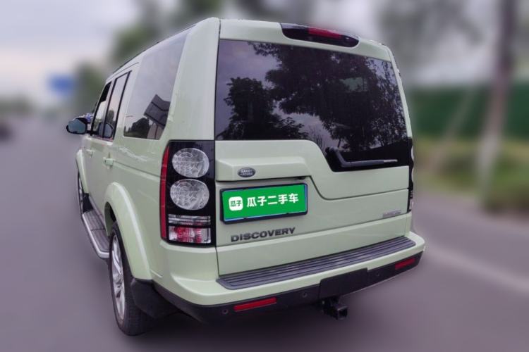 Used Land Rover Discovery 2014 3.0 SC V6 HSE Luxury Rear Left 45 Deg