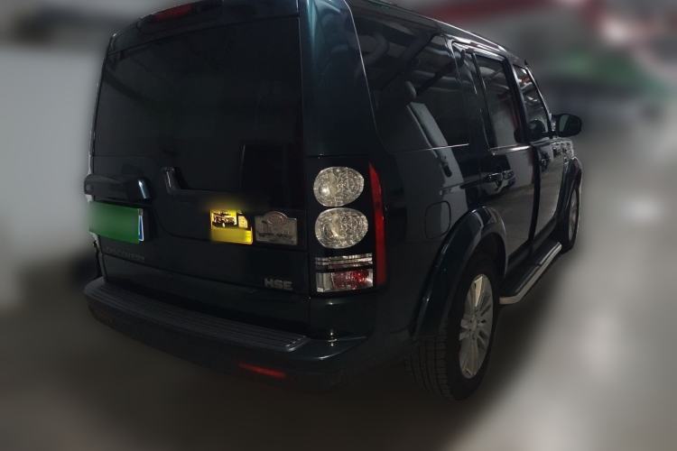 Used Land Rover Discovery 2014 3.0 SC V6 HSE Rear Right 45 Deg