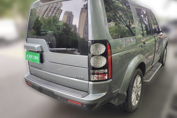 Used Land Rover Discovery 2014 3.0 SC V6 HSE Rear Right 45 Deg