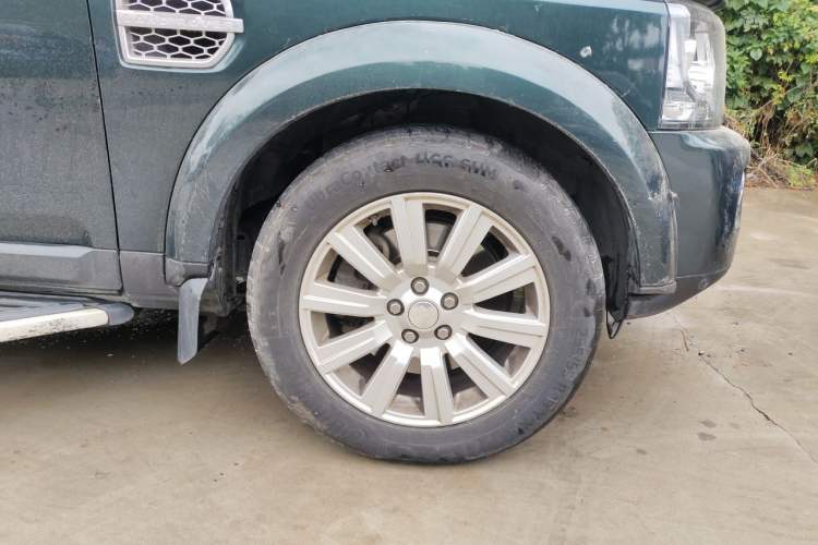 Used Land Rover Discovery 2014 3.0 SC V6 XXV Edition Right Front Wheel Hub