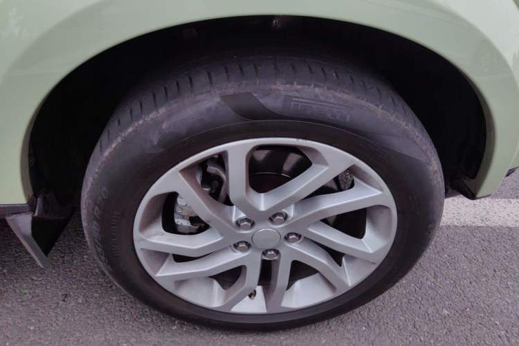 Used Land Rover Discovery 2014 3.0 SC V6 HSE Luxury Right Front Wheel Hub
