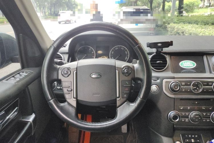 Used Land Rover Discovery 2014 3.0 SC V6 HSE Steering Wheel