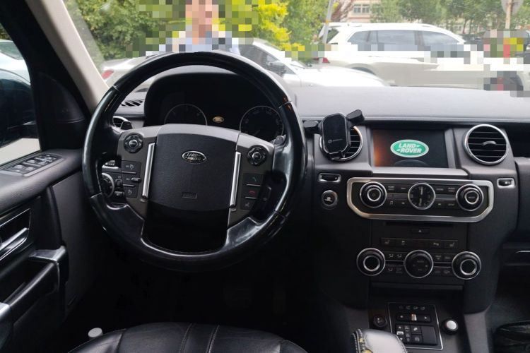 Used Land Rover Discovery 2014 3.0 SDV6 HSE Diesel Edition Steering Wheel