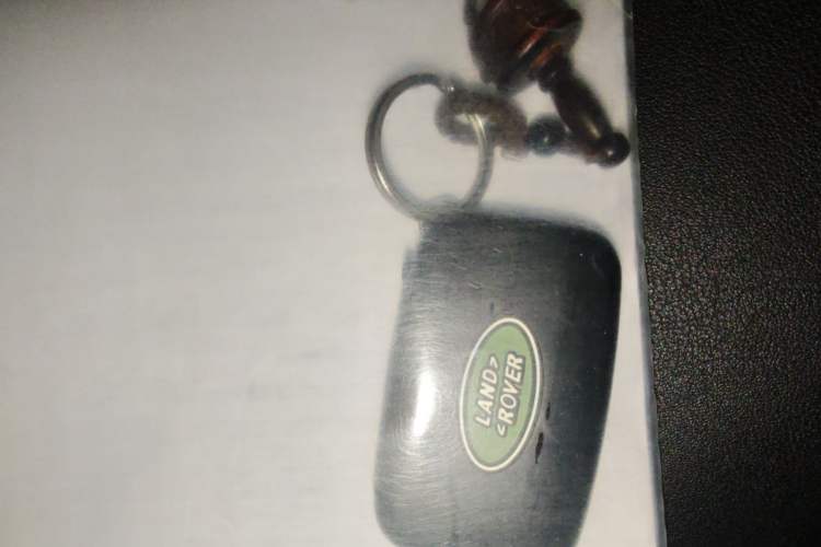 Used Land Rover Discovery 2014 3.0 SC V6 HSE Vehicle Key