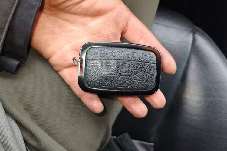 Used Land Rover Discovery 2014 3.0 SDV6 HSE Diesel Edition Vehicle Key