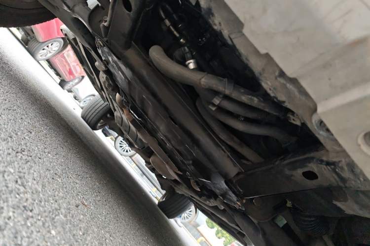 Used Land Rover Discovery 2014 3.0 SC V6 HSE Chassis Front