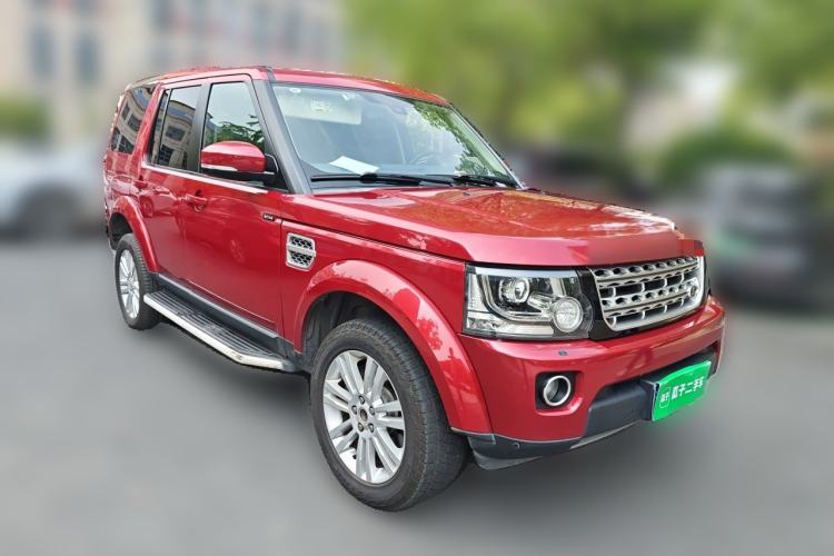 Used Land Rover Discovery 2014 3.0 SC V6 HSE Front Right 45 Deg