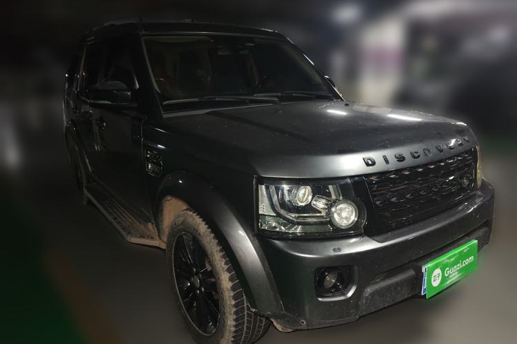 Used Land Rover Discovery 2014 3.0 SDV6 HSE Diesel Edition Front Right 45 Deg