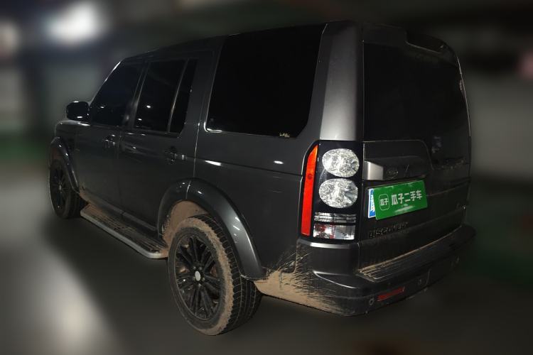 Used Land Rover Discovery 2014 3.0 SDV6 HSE Diesel Edition Rear Left 45 Deg
