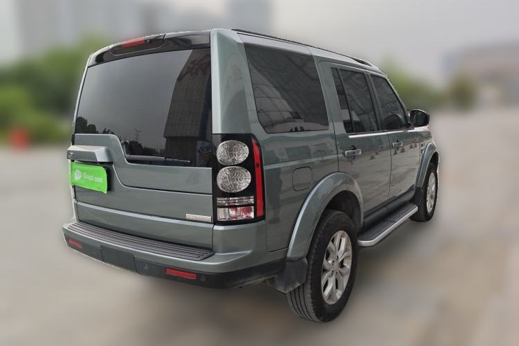 Used Land Rover Discovery 2014 3.0 SC V6 HSE Luxury Rear Right 45 Deg