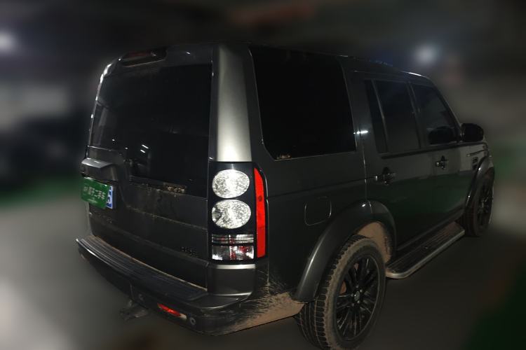 Used Land Rover Discovery 2014 3.0 SDV6 HSE Diesel Edition Rear Right 45 Deg