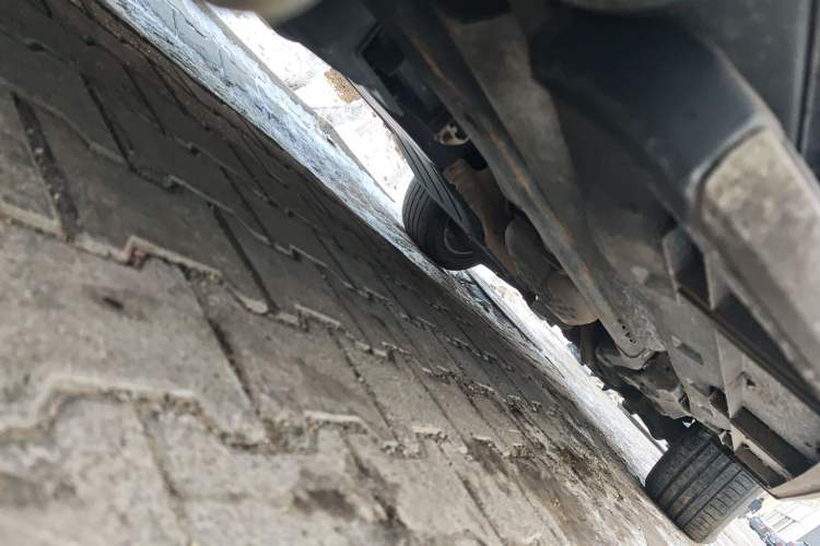 Used Land Rover Discovery 2014 3.0 SDV6 HSE Diesel Edition Chassis Front Left