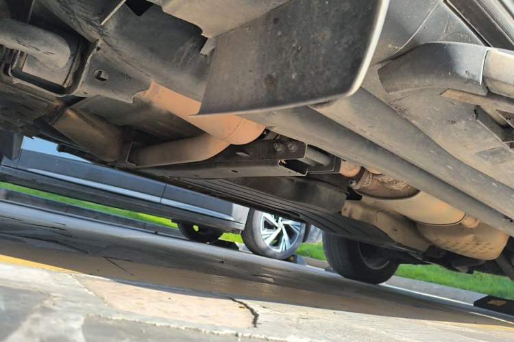 Used Land Rover Discovery 2014 3.0 SC V6 HSE Chassis Front Left