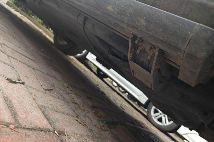 Used Land Rover Discovery 2014 3.0 SDV6 HSE Diesel Edition Chassis Front Right