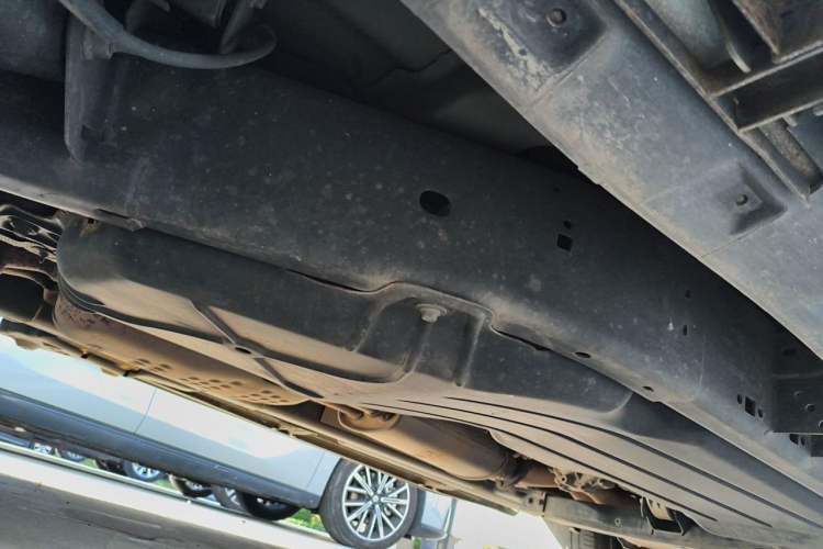 Used Land Rover Discovery 2014 3.0 SC V6 HSE Chassis Rear Right