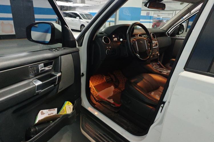 Used Land Rover Discovery 2014 3.0 SDV6 HSE Diesel Edition Driver Seat
