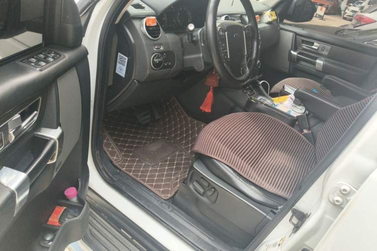Used Land Rover Discovery 2014 3.0 SDV6 HSE Diesel Edition Driver Seat