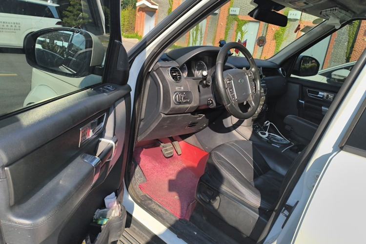 Used Land Rover Discovery 2014 3.0 SC V6 HSE Driver Seat