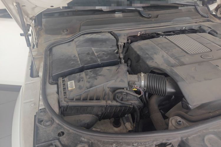 Used Land Rover Discovery 2014 3.0 SC V6 HSE Luxury Engine Bay Right
