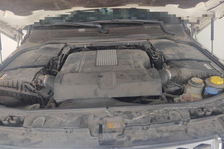 Used Land Rover Discovery 2014 3.0 SC V6 HSE Luxury Engine Bay
