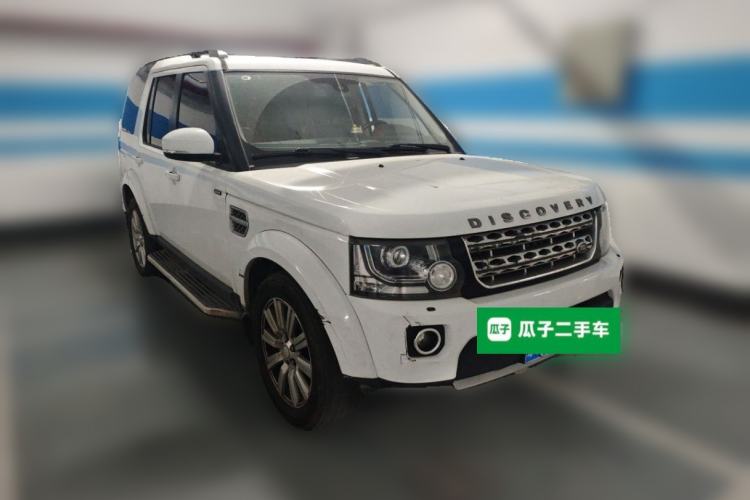 Used Land Rover Discovery 2014 3.0 SDV6 HSE Diesel Edition Front Right 45 Deg
