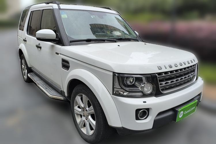 Used Land Rover Discovery 2014 3.0 SC V6 SE Front Right 45 Deg