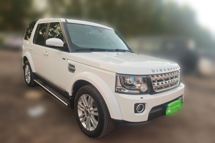 Used Land Rover Discovery  Front Right 45 Deg