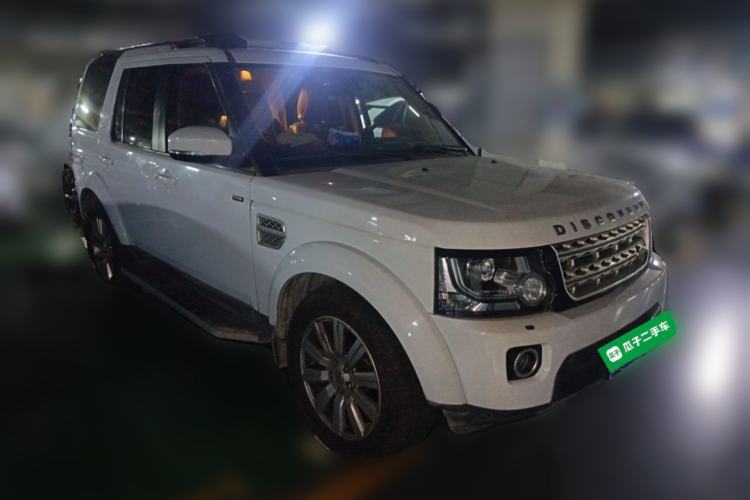 Used Land Rover Discovery 2014 3.0 SDV6 HSE Diesel Edition Front Right 45 Deg