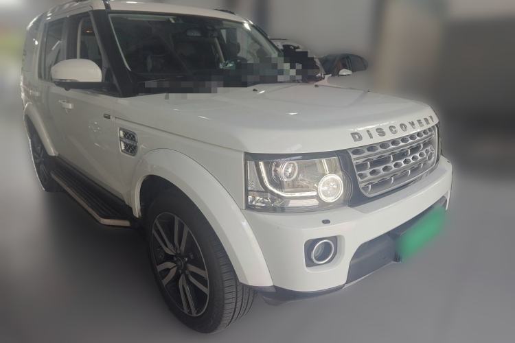 Used Land Rover Discovery 2014 3.0 SC V6 HSE Luxury Front Right 45 Deg