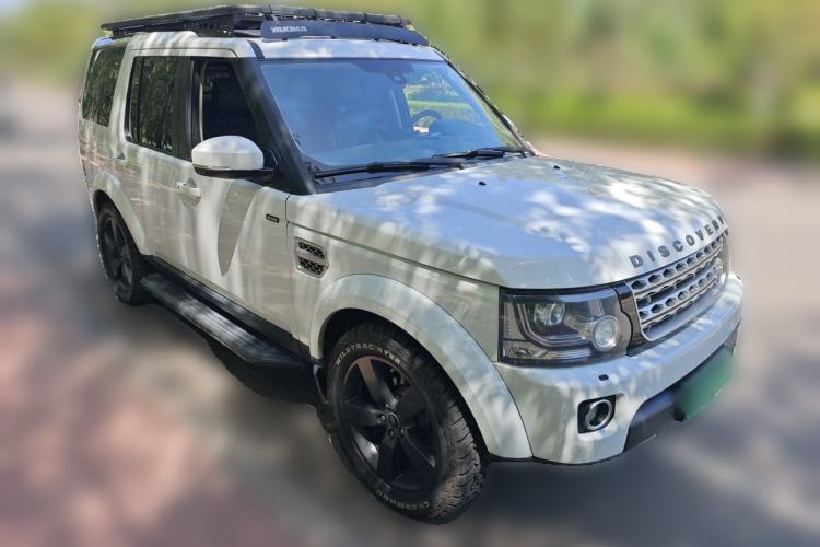 Used Land Rover Discovery 2014 3.0 SDV6 HSE Diesel Edition Front Right 45 Deg