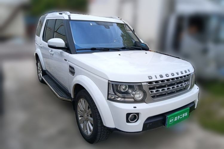 Used Land Rover Discovery 2014 3.0 SDV6 HSE Diesel Edition Front Right 45 Deg