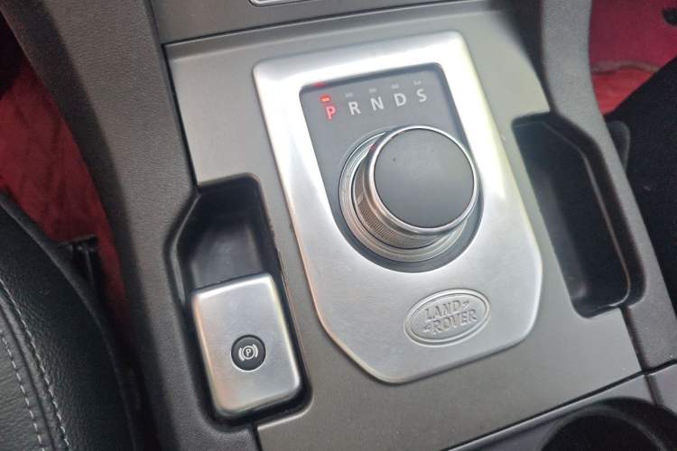 Used Land Rover Discovery 2014 3.0 SC V6 HSE Luxury Gear Lever