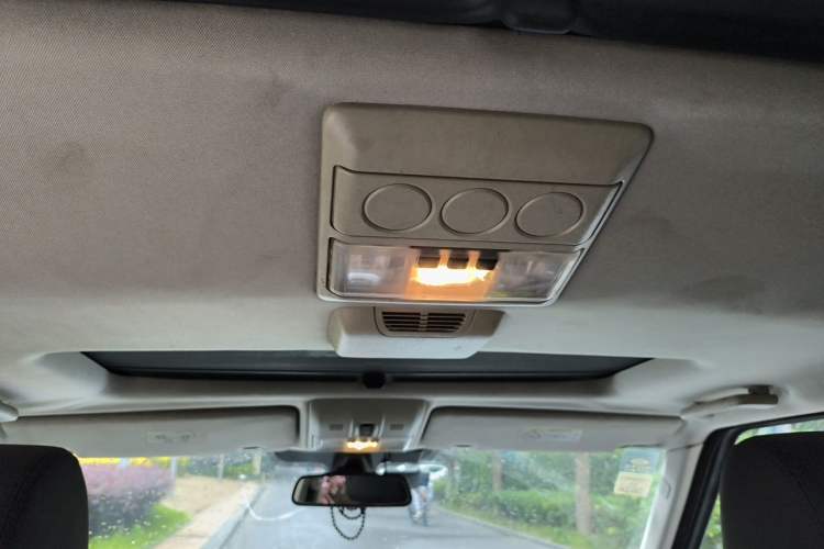 Used Land Rover Discovery 2014 3.0 SC V6 SE Headliner