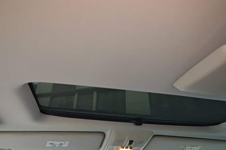 Used Land Rover Discovery 2014 3.0 SDV6 HSE Diesel Edition Headliner