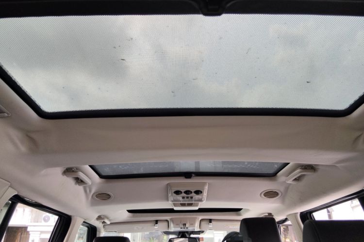 Used Land Rover Discovery 2014 3.0 SDV6 HSE Diesel Edition Headliner