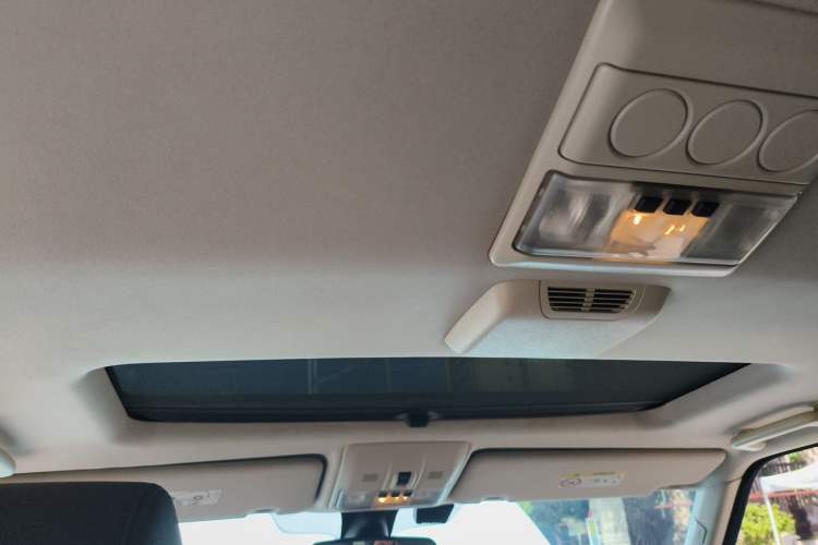 Used Land Rover Discovery 2014 3.0 SC V6 SE Headliner